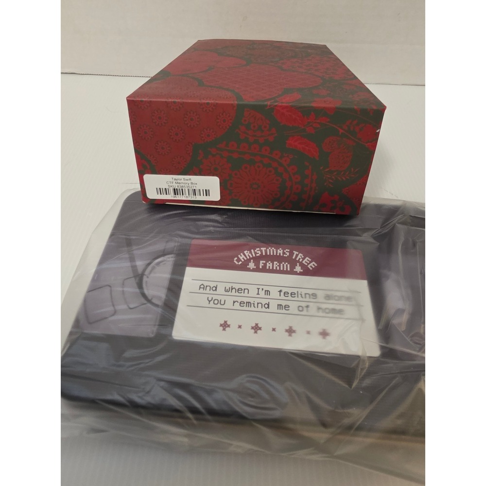 Taylor Swift Memory Box OS Black Excellent Christmas Tree Farm SKU 838535271